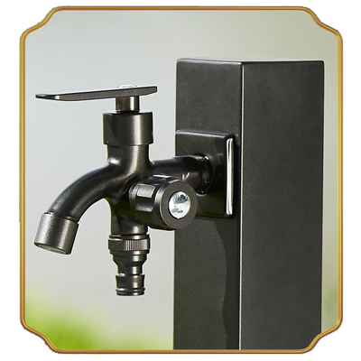 Jardín Negro Bibcock Grifos de agua de acero inoxidable Tubo de apoyo Sqaure Riego de postes 93cm de altura